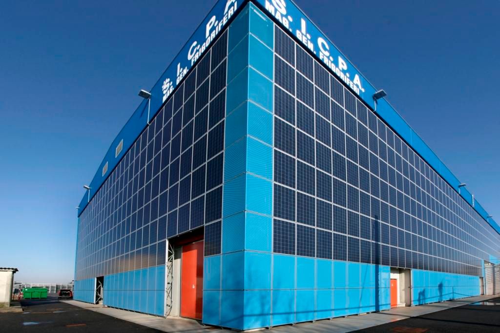 fotovoltaico-parete-facciata-3.jpg